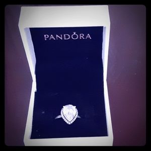 Pandora sparkling teardrop halo ring
